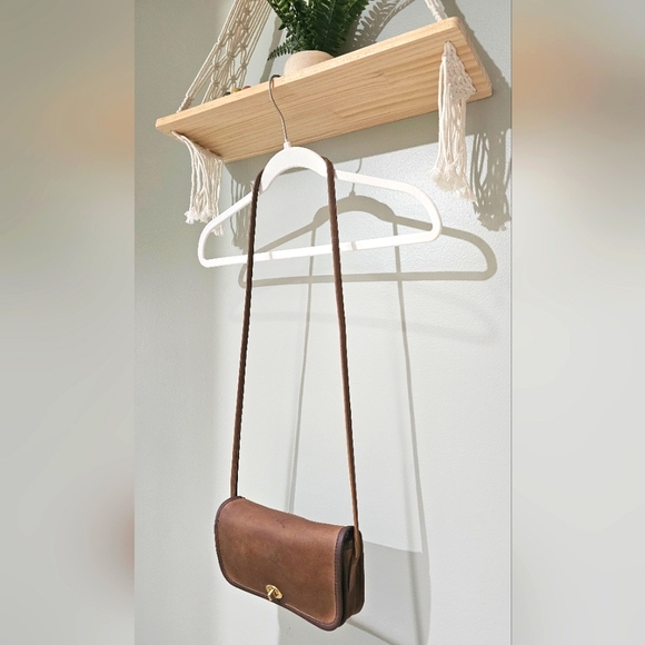 Sold!!! Vintage NYC 70's Coach Dinky Bag (Putty W/Tabac Piping) 9375 - Picture 5 of 14